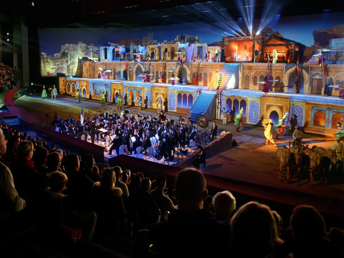 Le Grand Noël du Puy du Fou Your Travel Experience